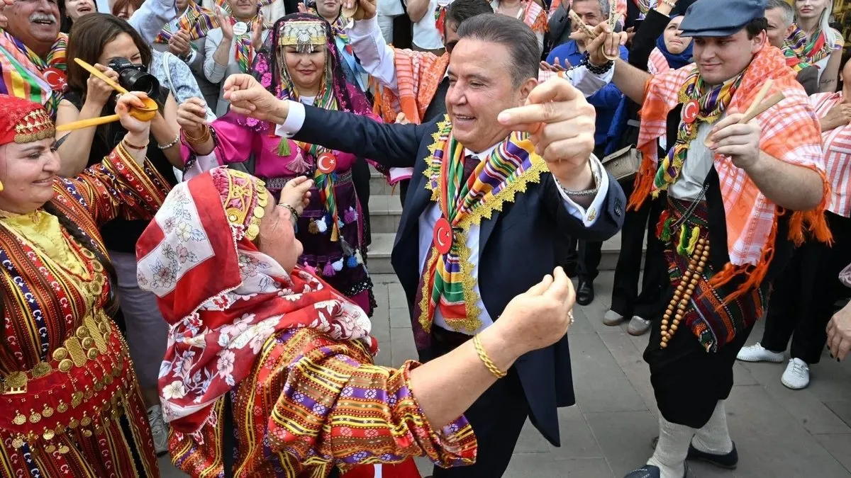CHP’li Antalya Büyükşehir Belediyesi bir ayda iki festivale 78,5 milyon harcandı