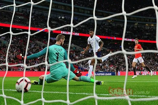İngiltere - İspanya maçında korku dolu anlar! Luke Shaw...