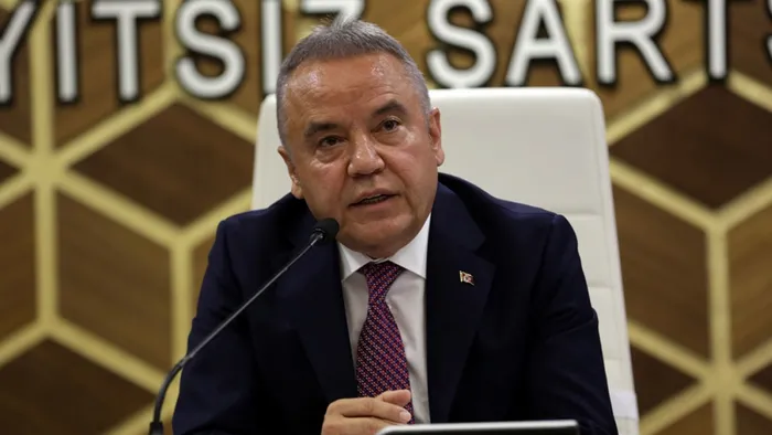 son-dakika-baskan-muhittin-bocekin-durumu-iyiye-gidiyor-1603780358573.jpg