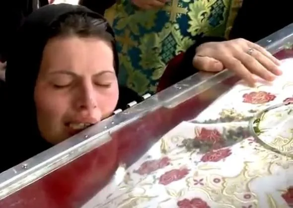'Şeytan çıkarma’ töreninden dehşete düşüren görüntüler