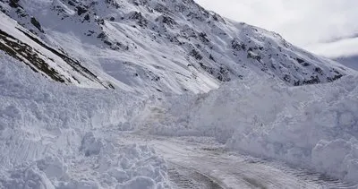 Ovit Dağı'nda zorlu kar mesaisi #rize