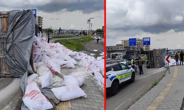 Diyarbakır’da feci kaza! Virajı alamayan un yüklü TIR yola savruldu: 4 yaralı