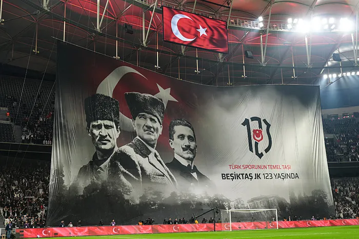 canli-ziraat-turkiye-kupasinda-besiktas-rizespor-maci-1772647106786.jpeg