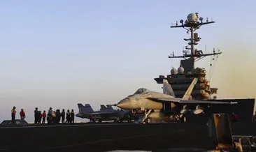 ABD savaş uçağı Kızıldeniz’e çakıldı: Pilotlar son anda kurtuldu