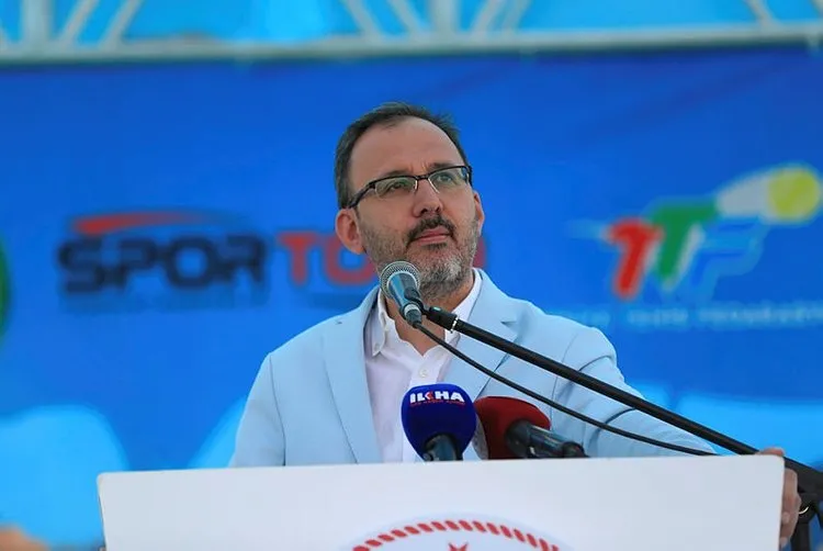 Bakan Kasapoğlu: 8 bin olimpik ve paralimpik sporcuya her ay harçlık vereceğiz
