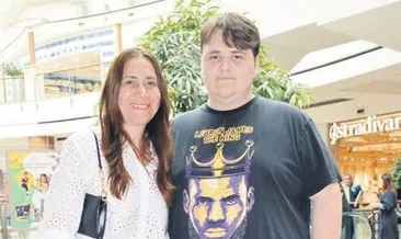 Anne-oğul alışverişte