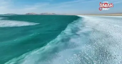 Çin’deki Qinghai Tuz Gölü sıcaklıkların düşmesiyle donmaya başladı | Video