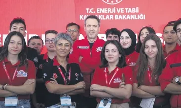 Bayraktar: Gençler geleceğimizin ümidi