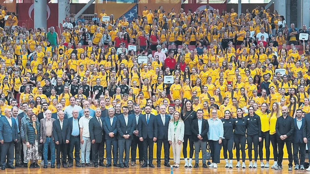 Voleybolda Bosnalı kızların da umudu oldu