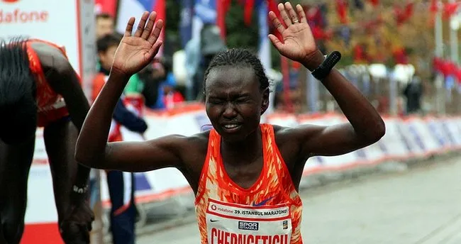 istanbul yari maratonu nda kenyali atlet ruth chepngetich ten dunya rekoru son dakika spor haberleri