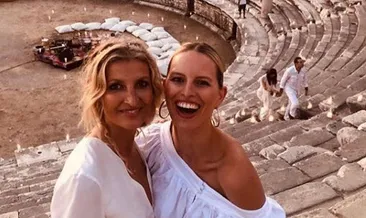 Ünlü modeller Efes’te