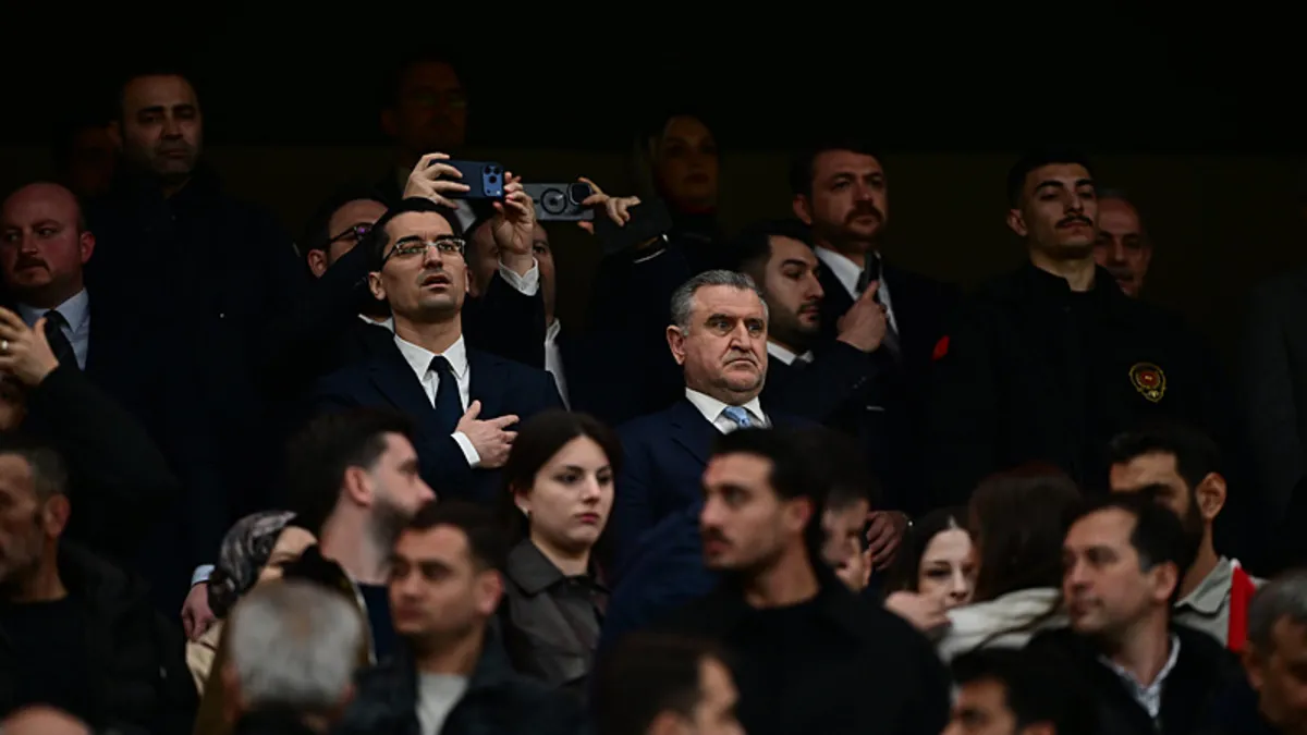 Bakan Bak: "Dünya Kupası'na katılacağız, yürekten inanıyoruz"