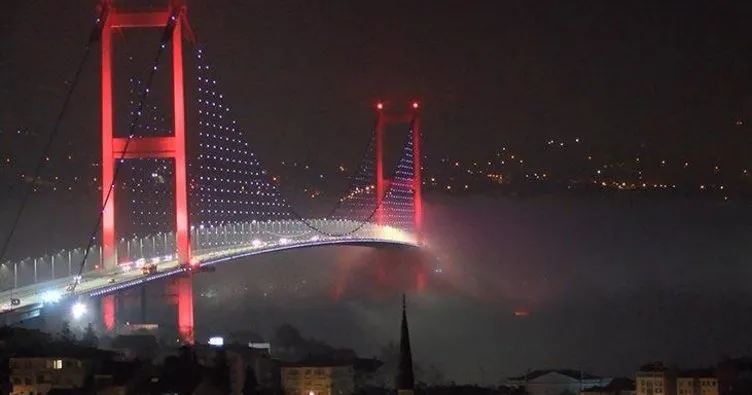 İstanbul’da akşam saatlerinden itibaren sis etkili oldu