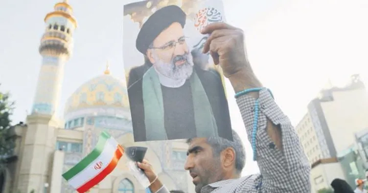 İran’da Reisi kazandı