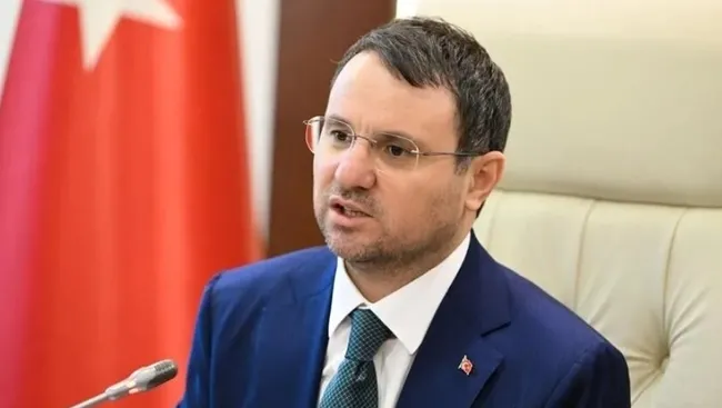 son-dakika-bakan-gurlek-duyurdu-vize-randevusu-dirsatcilarina-dev-operasyon-6-ilde-49-supheli-icin-dugmeye-bas-1786428437031.jpg