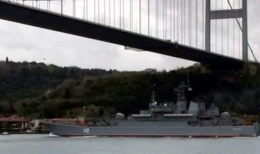 Rus Savaş Gemisi İstanbul Boğazı’ndan geçerek Karadenize açıldı