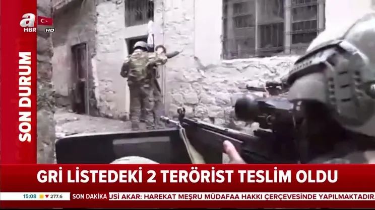 Gri listedeki 2 terörist teslim oldu
