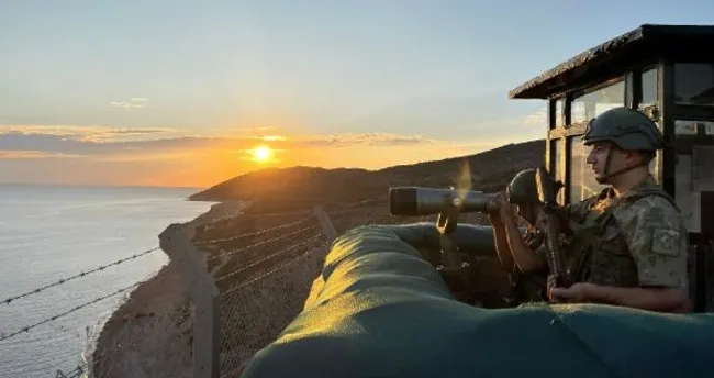 MSB duyurdu! 4’ü FETÖ üyesi 5 kişi yakalandı MSB duyurdu! 4’ü FETÖ üyesi 5 kişi yakalandı