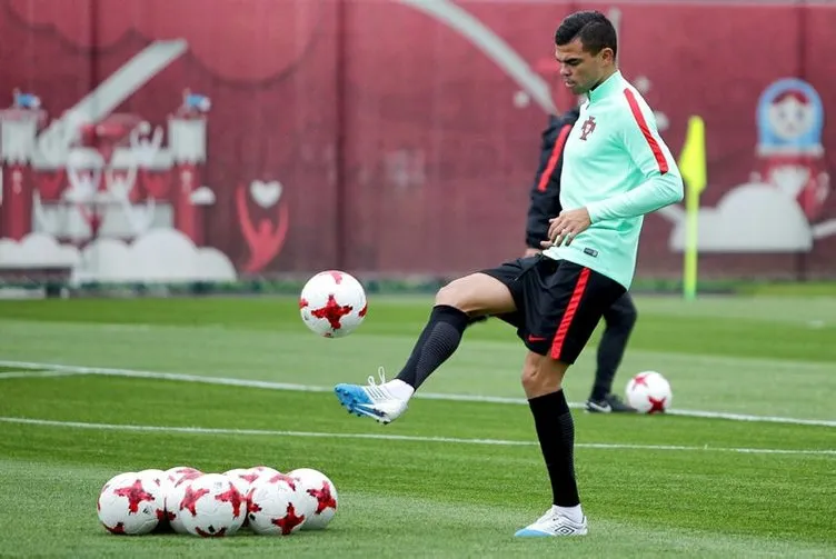 Beşiktaş’ta yollarına servet dökülen Pepe bekleniyor
