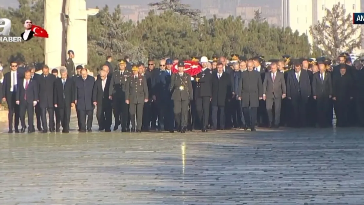 Mustafa Kemal Atatürk’ün vefatının 87. yıl dönümü: Devlet erkanı Anıtkabir’de Mustafa Kemal Atatürk’ün vefatının 87. yıl dönümü: Devlet erkanı Anıtkabir’de