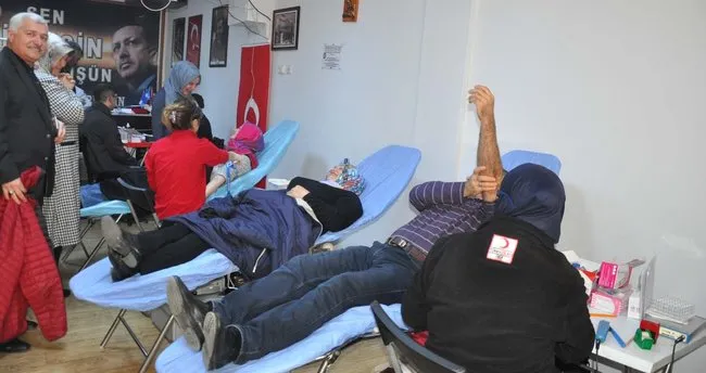 Tire’de AK Kadınlardan kan bağışı kampanyası