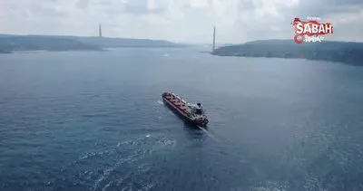 Razoni adlı ilk tahıl gemisinin İstanbul Boğazı’ndan geçişi drone ile görüntülendi | Video