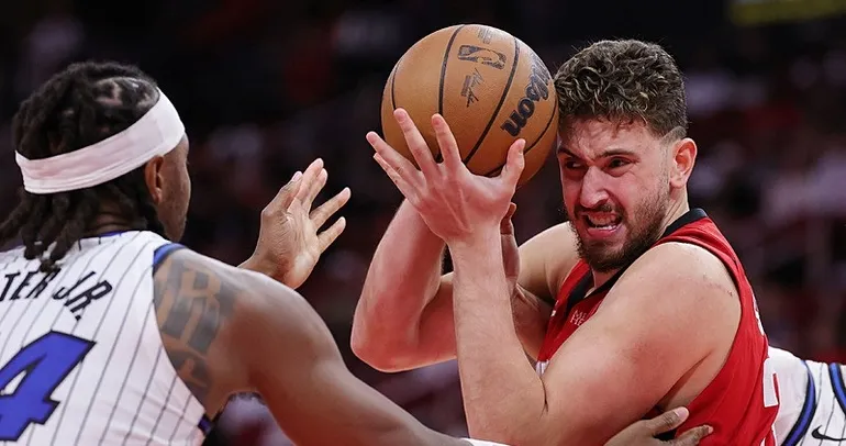 Alperen şov yaptı Rockets kazandı