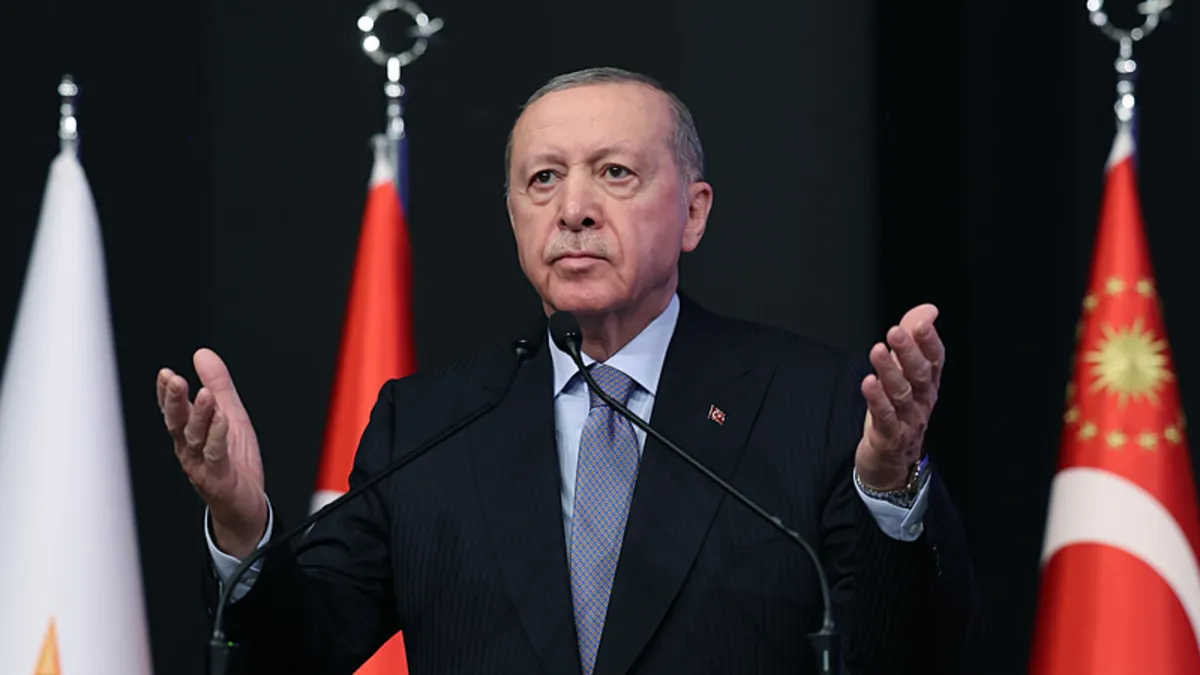 Yunan manşetlerinde Türkiye endişesi: Başkan Erdoğan karşı atağa geçti! ‘Netanyahu’nun sözleri boş teneke sesi’ Yunan manşetlerinde Türkiye endişesi: Başkan Erdoğan karşı atağa geçti! ‘Netanyahu’nun sözleri boş teneke sesi’