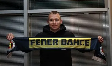 Son dakika haberleri! Fenerbahçe’nin yeni transferi Atilla Szalai İstanbul’da böyle poz verdi!