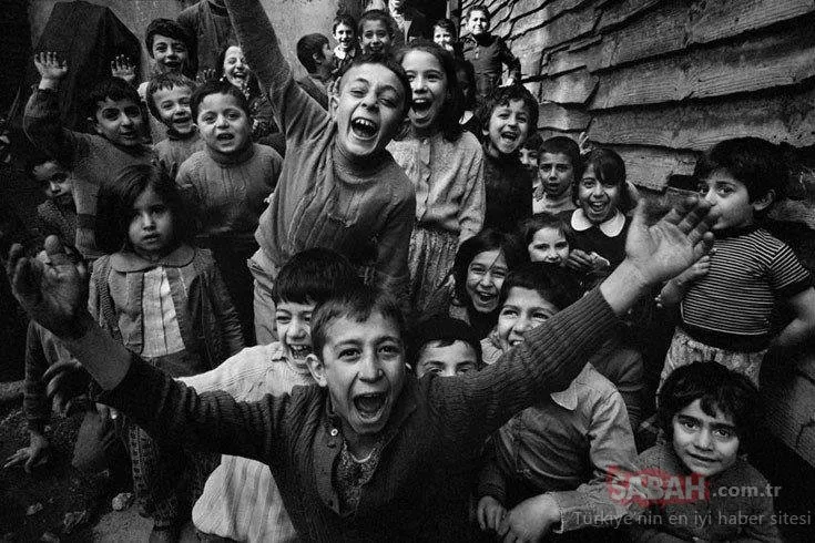 Aramızdan ayrılışının 1. yıl dönümünde İstanbul’u anlatan Ara Güler fotoğrafları