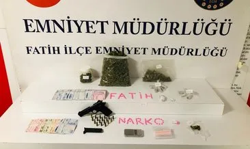 Özgürlük Anıtı’yla uyuşturucu ilanları hazırladılar! Böyle çete görülmedi... #istanbul