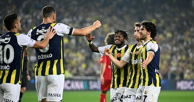 Son dakika Fenerbahçe Haberleri: Szymanski uçuyor, Fenerbahçe rekora doymuyor! Zirveyi devraldı…