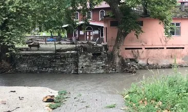 Sel tarihi köprüyü yok etti! Kastamonu’da 500 yıllık köprü sular altında kaldı