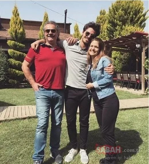 Berk Atan yaşadıkları endişeyi sosyal medyadan paylaştı! Ailesi İzmir’deki depreme yakalandı