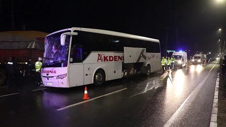 SON DAKİKA: Denizli’de feci kaza! Yolcu otobüsü TIR’a çarptı: Ölü ve yaralılar var