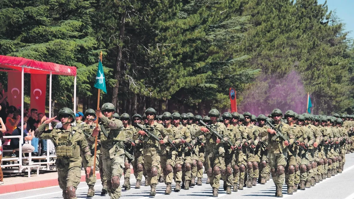 Türk Kara Kuvvetleri'nin 2235. Kuruluş Yıl Dönümü 4 Şehirde Coşkuyla Kutlandı