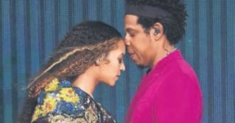 Demet Akalın da müzede klip çeksin!