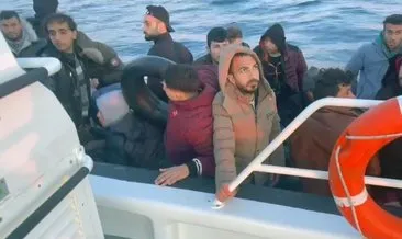 Datça’da lastik bot içinde 26 düzensiz göçmen yakalandı