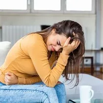 mide agrisi sirta ve gogse vurur mu