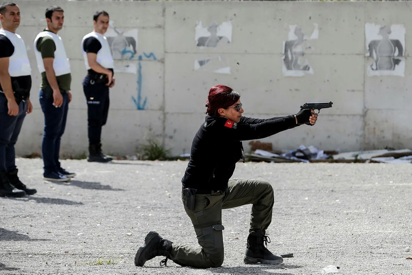 Antalya Emniyetinin Lara Croft U Meslektaslarini Egitiyor Galeri Turkiye