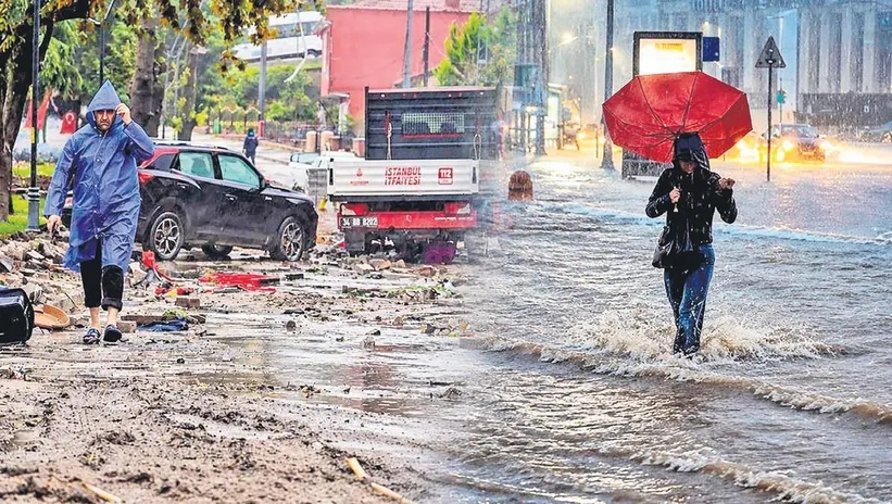 Sel sonrası sağlık uyarıları! Uzman isim uyardı: Asıl tehlike yağmur dindikten sonra başlıyor...
