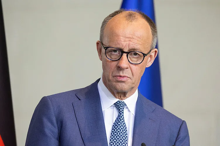 SON DAKİKA| Avrupa’nın gizli Hürmüz planı sızdı: ABD ve İsrail oyun dışı bırakılıyor! Ortak deniz gücü sahaya iniyor