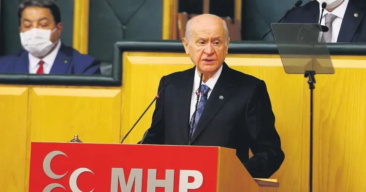 CHP’nin tarlasını kimler sürüyor