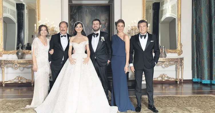 Yaz düğününde buluştular