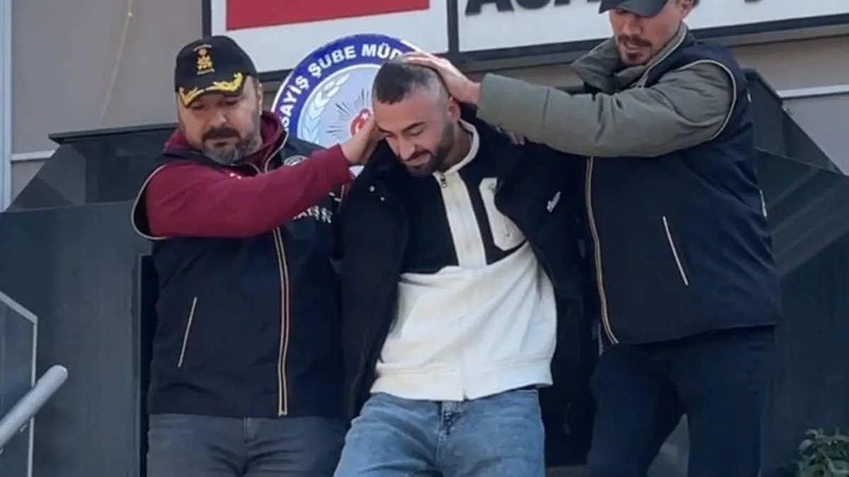 Yan bakma kavgası cinayetle bitti