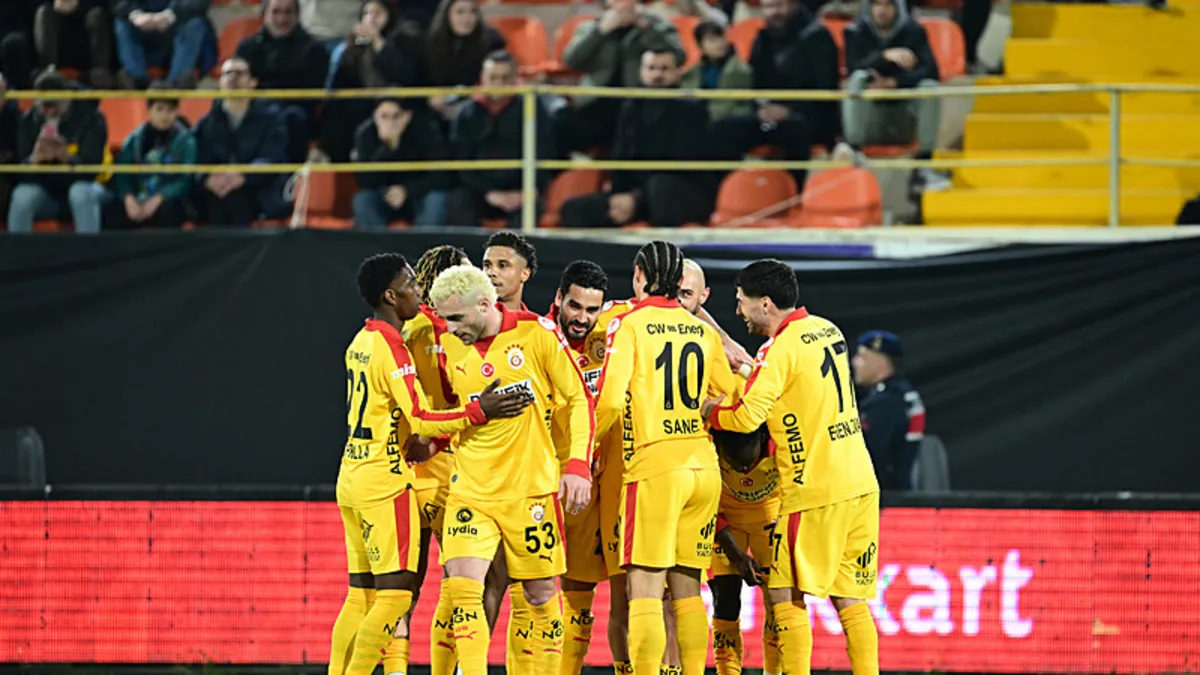 Galatasaray’a şampiyonluk yolunda %50 gerçeği! Galatasaray’a şampiyonluk yolunda %50 gerçeği!