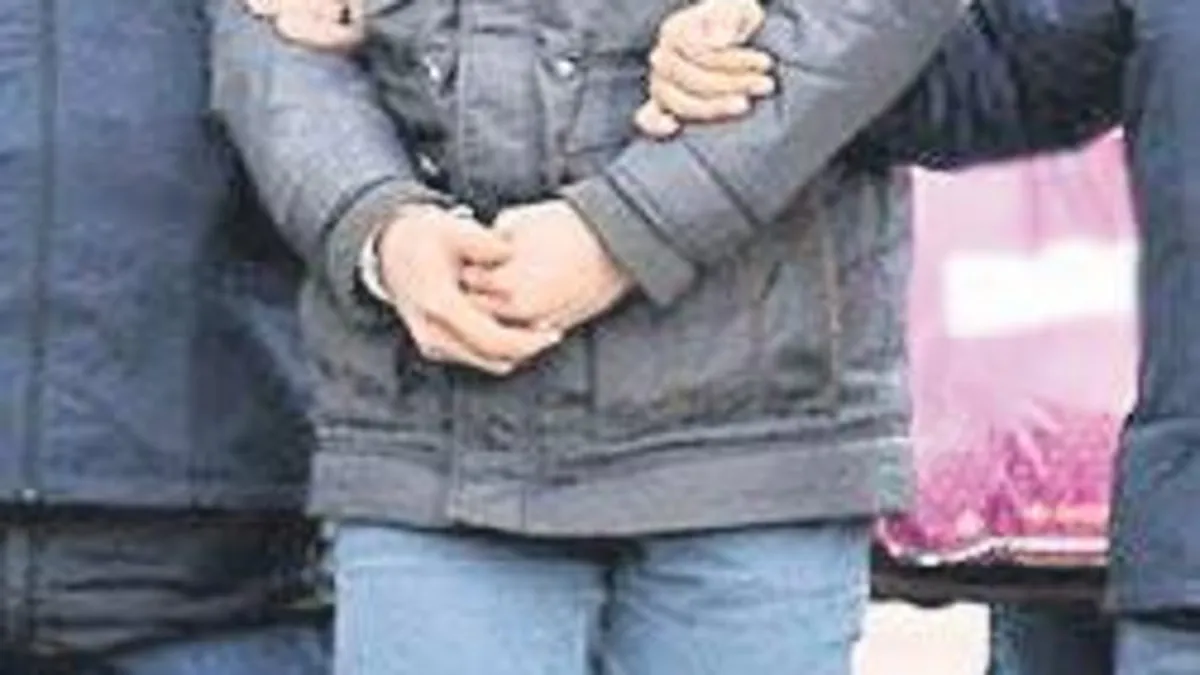 14 FETÖ’cü tutuklandı