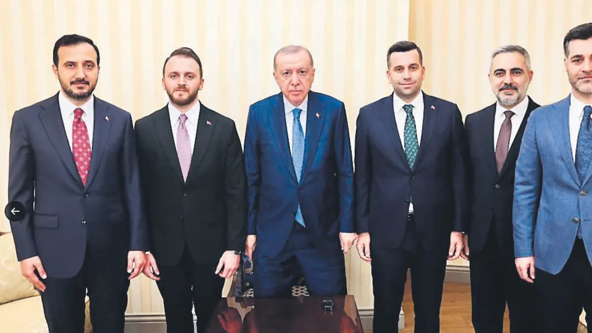 Başkan Erdoğan Üsküdar ve Ataşehir belediye başkan vekillerini kabul etti