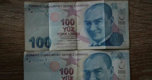 bu paraya paha bicilemiyor basim hatasi olan 100 tl lik banknot gorenleri sasirtiyor son dakika yasam haberleri bu paraya paha bicilemiyor basim hatasi olan 100 tl lik banknot gorenleri sasirtiyor son dakika yasam haberleri