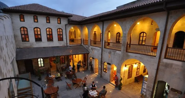 Antep’in Neyi Meşhur? Gaziantep’in Nesi Meşhur, Hediyelikleri, Yöresel Yemekleri, Tatlıları, İçecekleri, Yiyecekleri Neler?